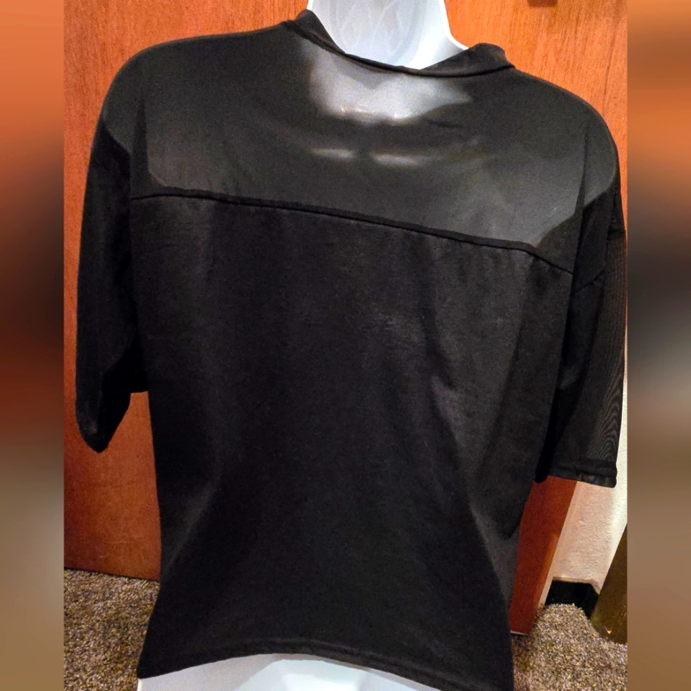 Unbranded Black Short Sleeve Mesh Pannel Cropped Tee SzM - Picture 6 of 7
